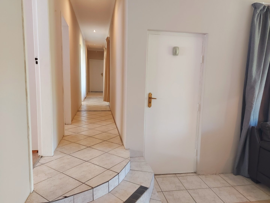 10 Bedroom Property for Sale in Montclair Western Cape